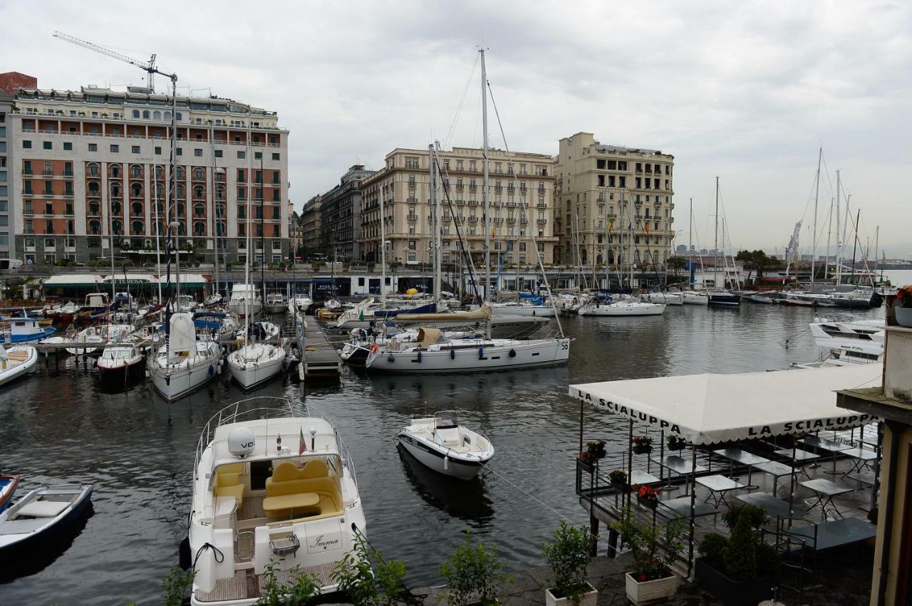Casa Del Porto Al Borgo Marinari Nápoles Exterior foto